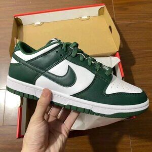 Nike Dunk Low Top Retro Varsity Green Women's Sneakers
